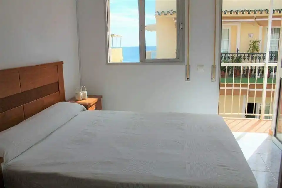 Dormitori de Apartament de lloguer en Torremolinos amb Aire condicionat, Calefacció i Terrassa