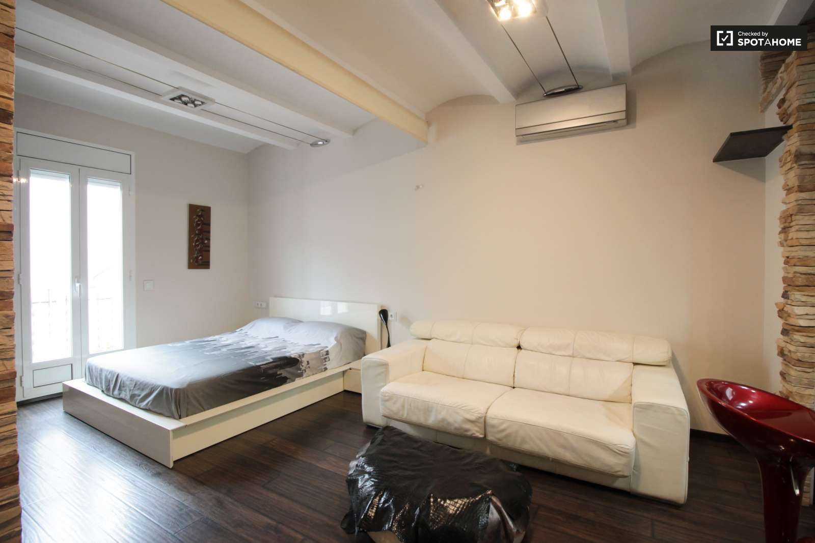 Apartment to share in El Poblenou