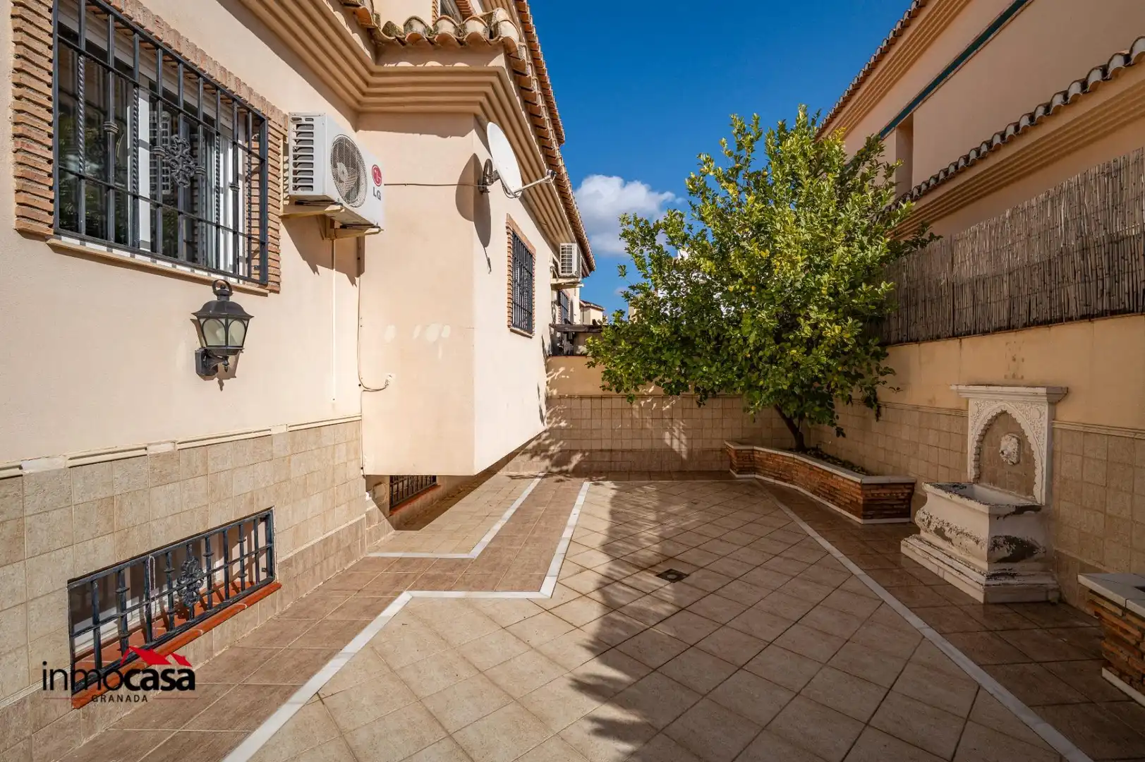 Terraza de Casa adosada en venta en Ogíjares con Calefacción, Amueblado y Balcón