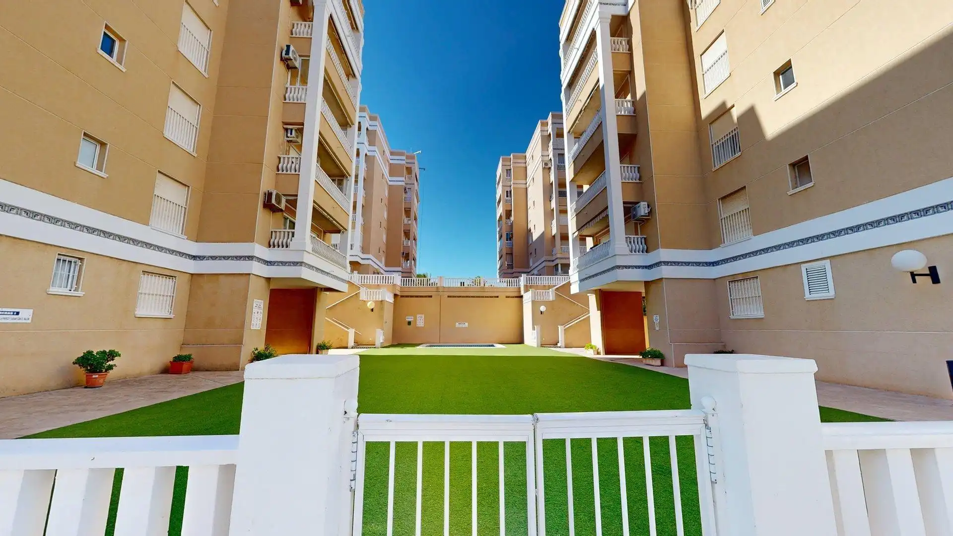 Wohnungen zur Miete in Avenida Costa Blanca, 35, Los Arenales del Sol