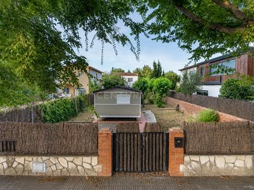 Terreno residenziale in vendita a Carrer de Bascònia, 15, Sant Cugat del Vallès, Spain