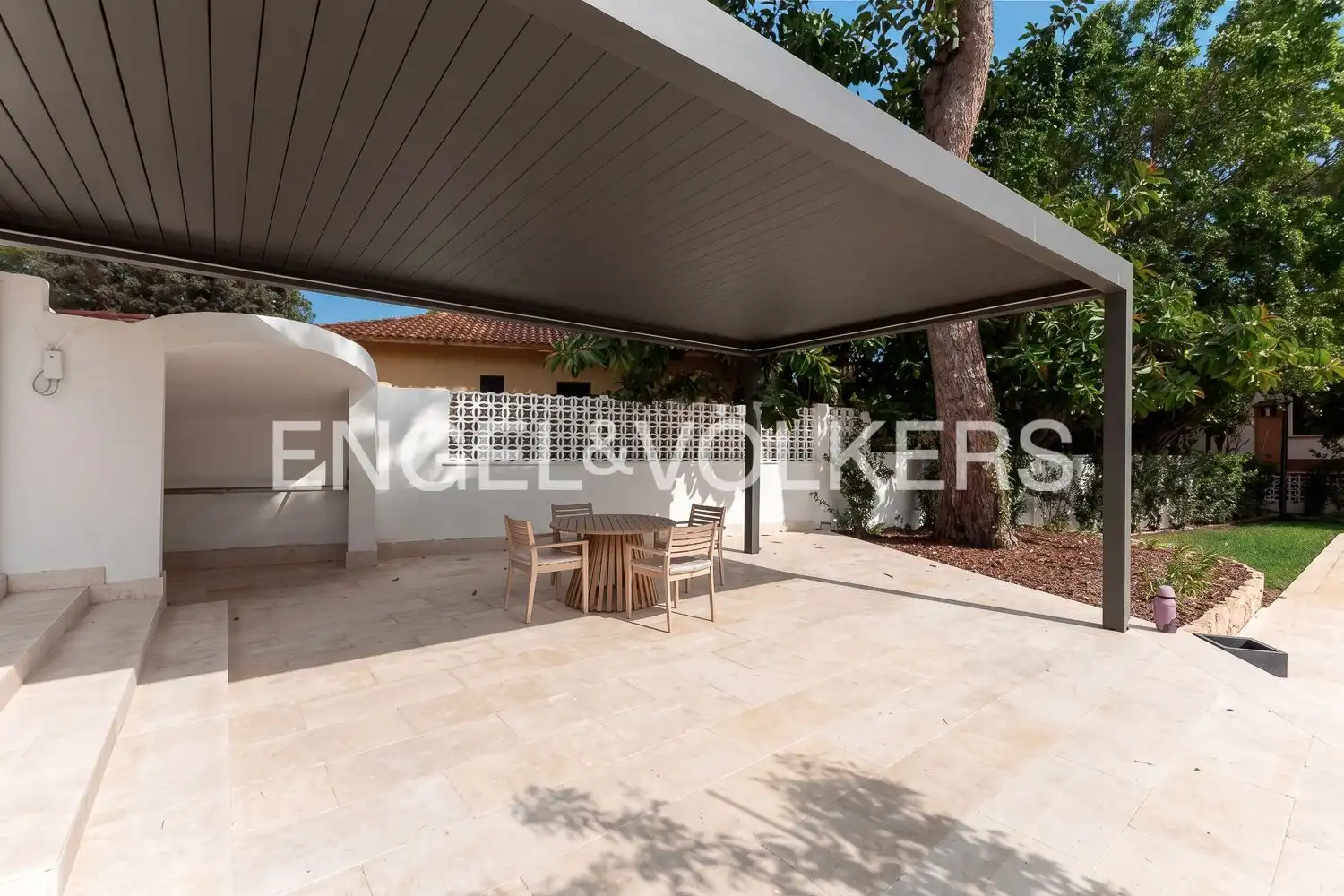 Terrace of Houses for rent in Campolivar