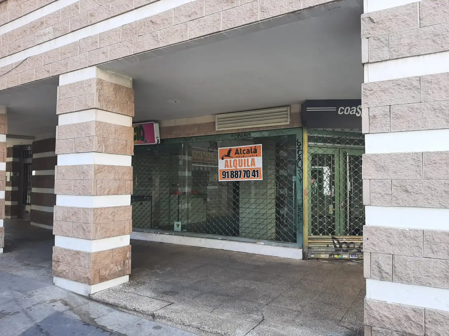 Local comercial de lloguer a Estación - Parque O'Donnell, imagen 14