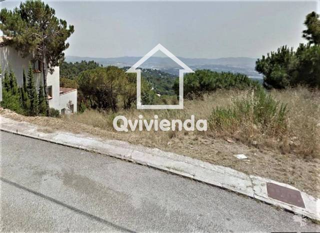 Terreno residencial en Venta en Carrer Eduard Toldrà en L'Ametlla del Vallès
