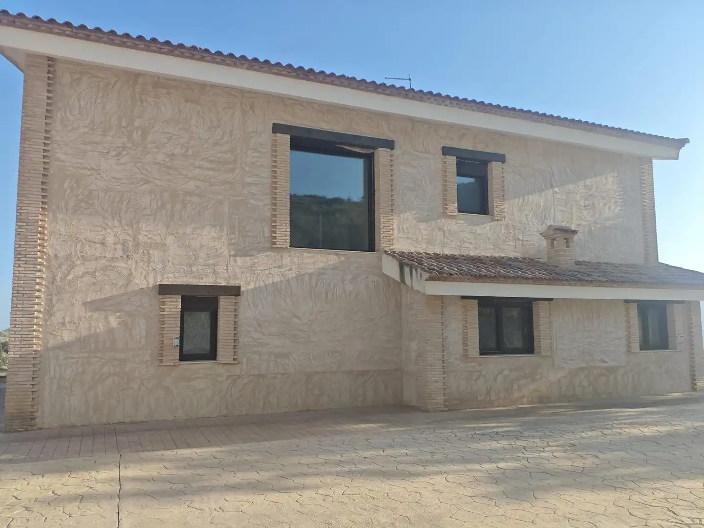 Exterior view of Houses for sale in Petrer  with Private garden, Terrace and Balcony