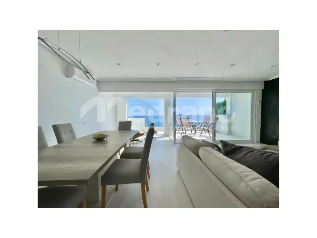 Sala de estar de Ático en venta en Benidorm con Aire acondicionado y Terraza