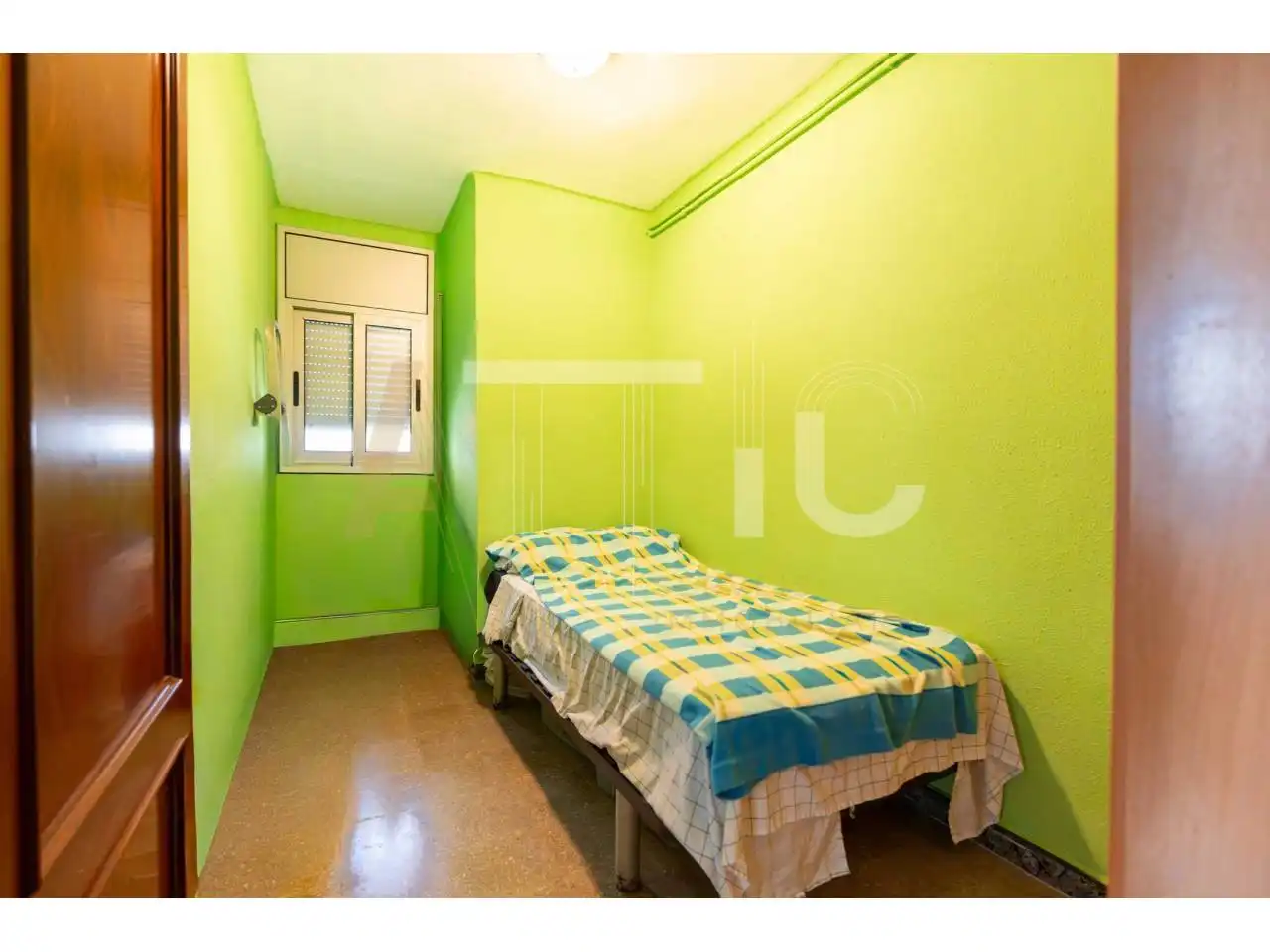 Habitación de Piso en venta en Sabadell con Aire acondicionado y Calefacción