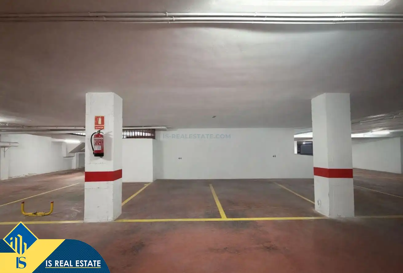 Aparcament de Apartament en venda en Torrevieja amb Aire condicionat, Calefacció i Terrassa