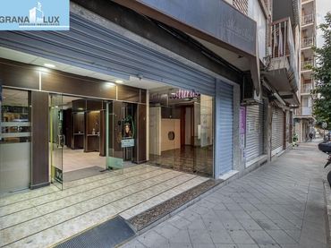 Local comercial en venda a Calle Ruiseñor