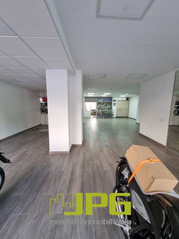 Local comercial en Venta en Carrer Mosén Pedro Mena en Centro