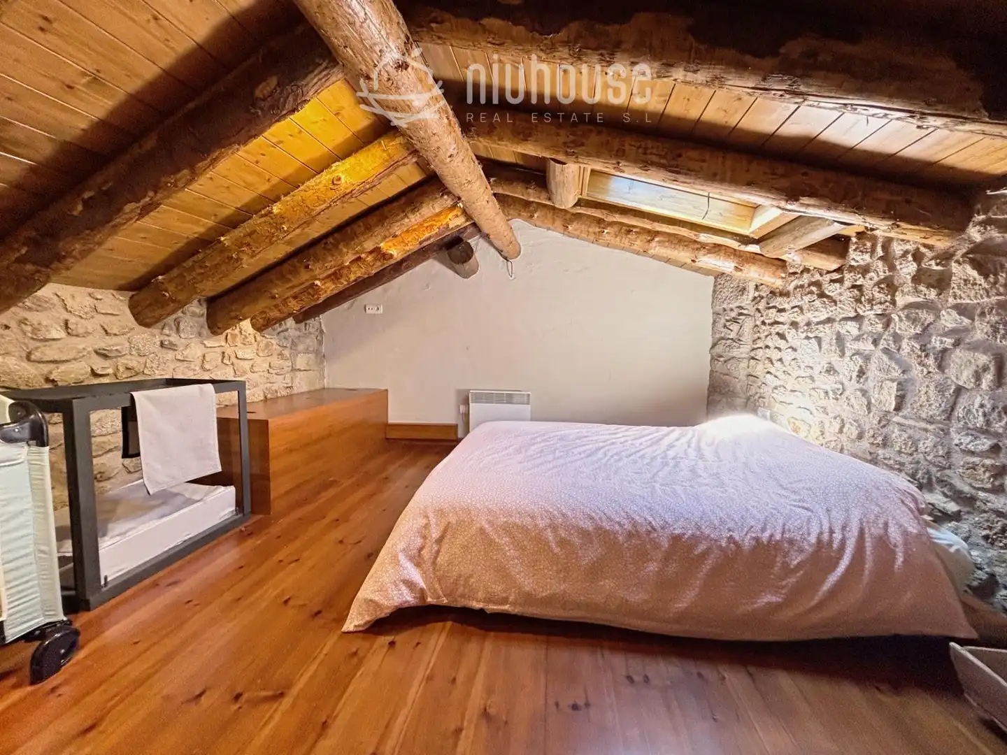 Habitación de Casa adosada en venta en Dorres