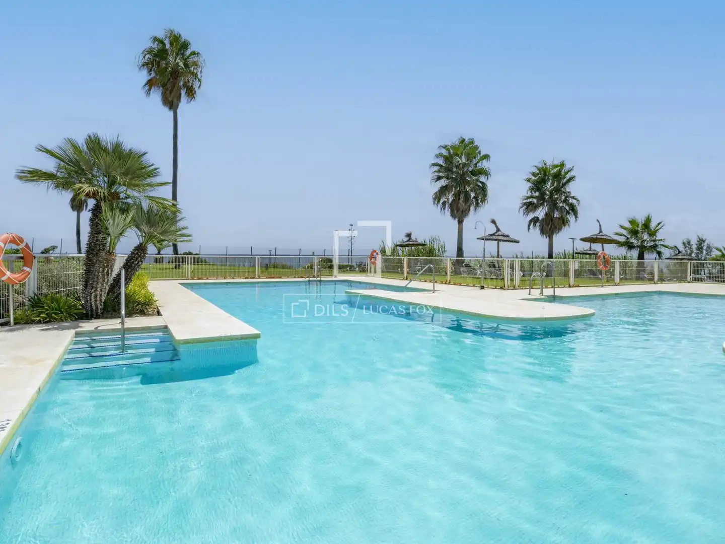 Àtic amb piscina en venda a Bahía de Casares, imagen 61