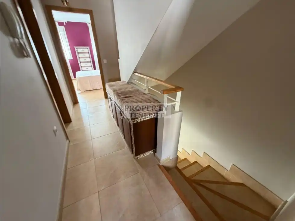 Haus oder Chalet zum Verkauf in San Miguel de Abona mit Terrasse, Schwimmbad und Möbliert