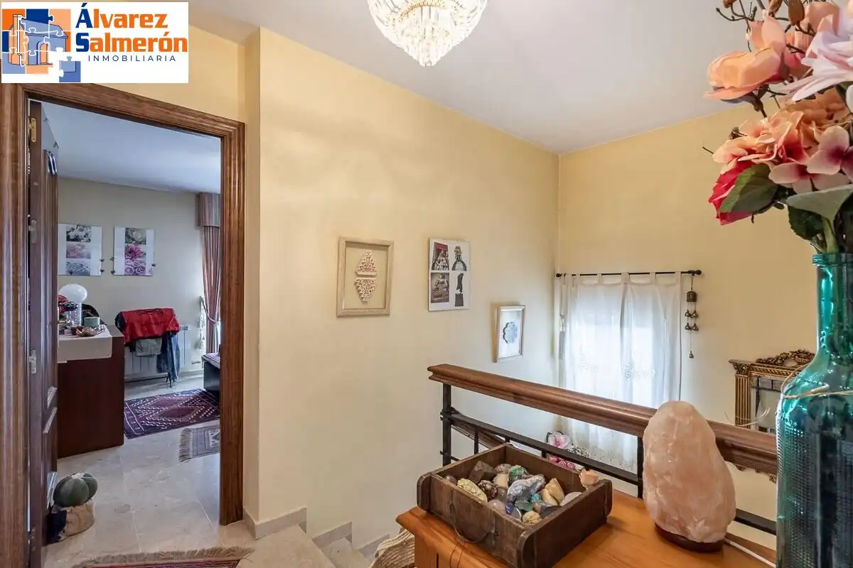 Houses for sale in Huétor Vega  with Air Conditioner, Heating and Terrace