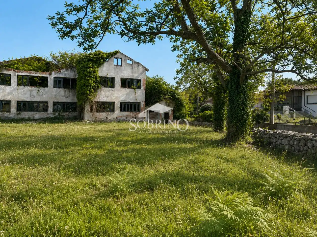 Wohnbaugrundstück zum Verkauf in Calle Villahormes 1, imagen 10