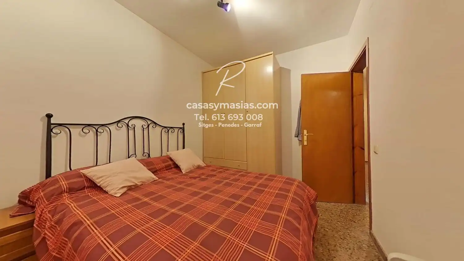 Dormitori de Casa o xalet en venda en Sant Pere de Ribes amb Calefacció, Jardí privat i Terrassa