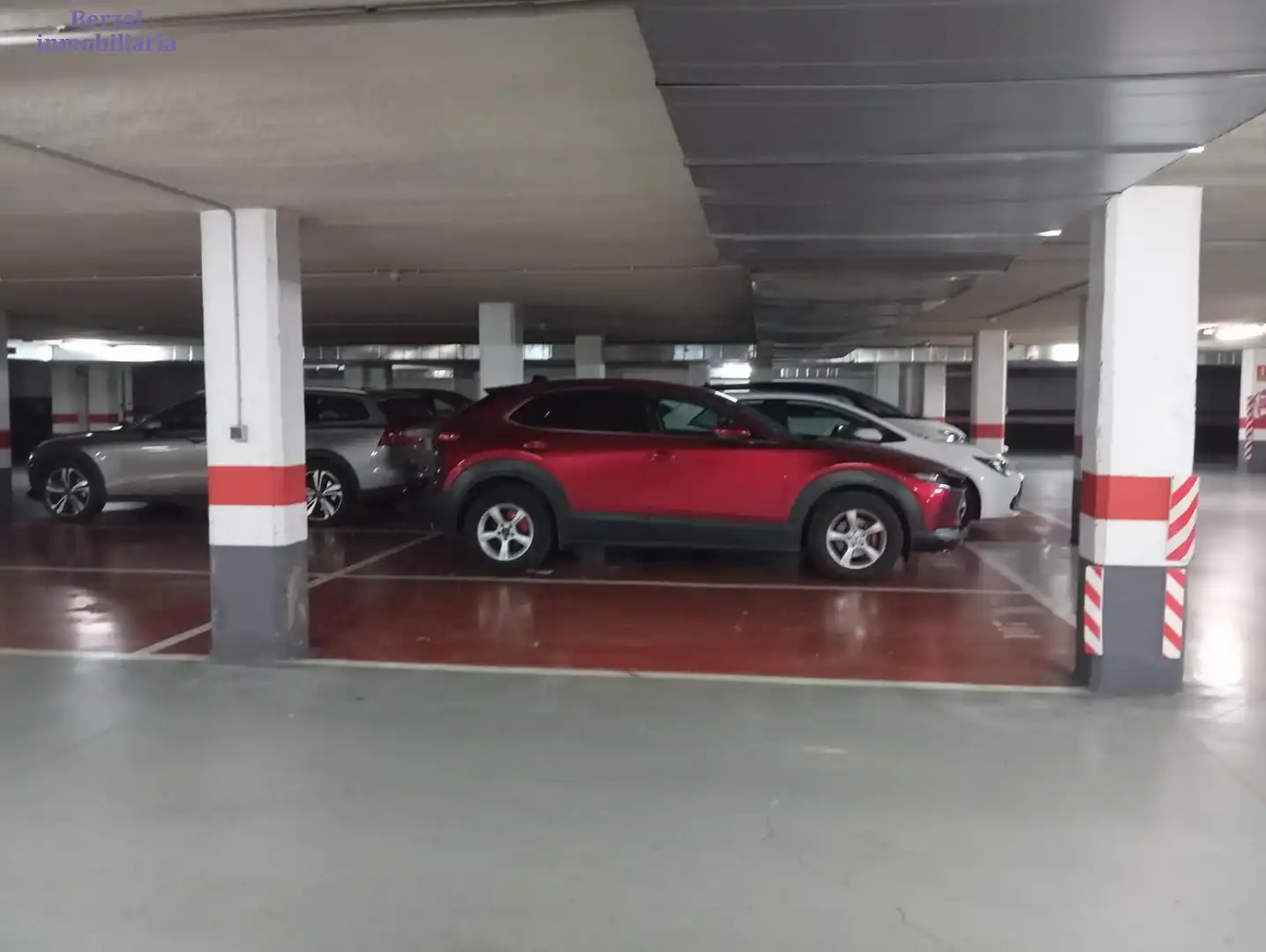 Aparcament de Garatge en venda en  Logroño