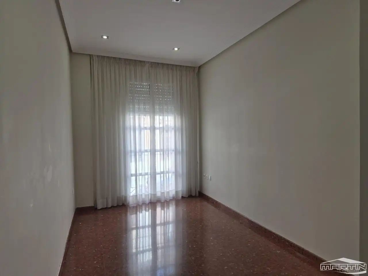 Habitación de Planta baja en venta en Lucena con Aire acondicionado, Terraza y Trastero
