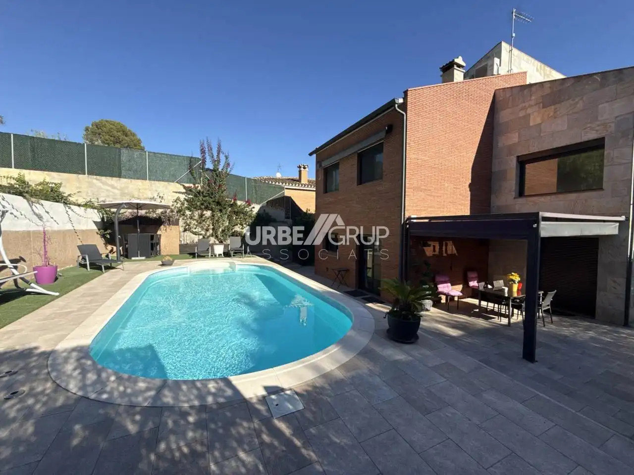 Piscina de Casa o xalet en venda en Masquefa amb Aire condicionat, Calefacció i Jardí privat