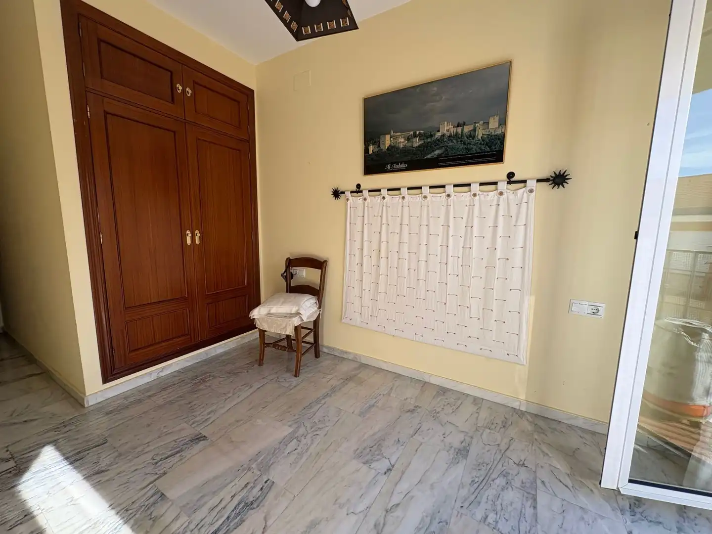 Dormitori de Pis en venda en Huelva amb Aire condicionat i Calefacció