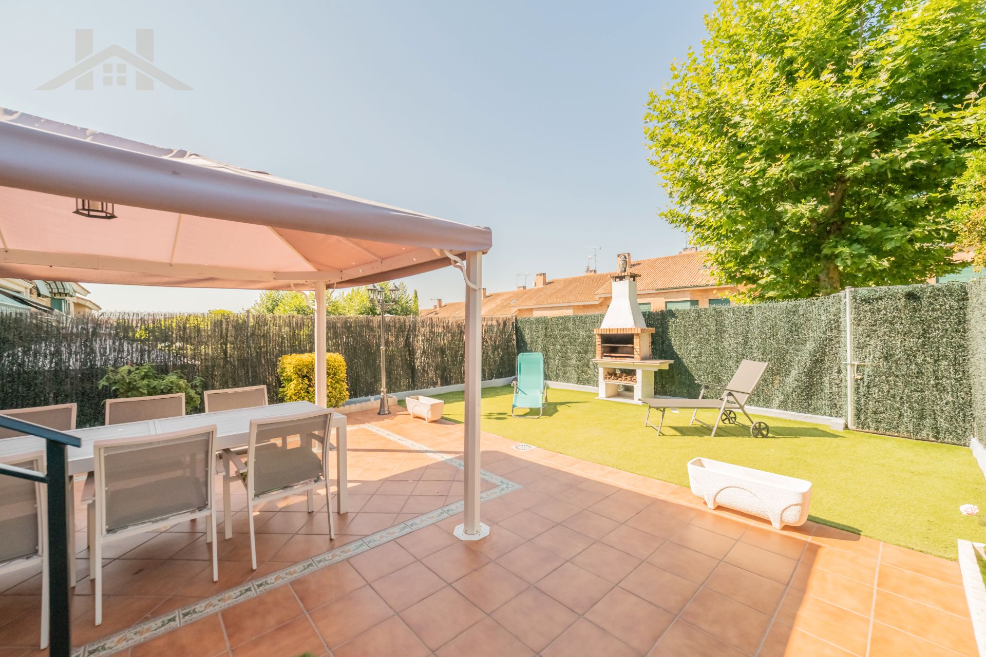 Garden of Single-family semi-detached for sale in Arroyomolinos (Madrid)  with Air Conditioner, Heating and Private garden