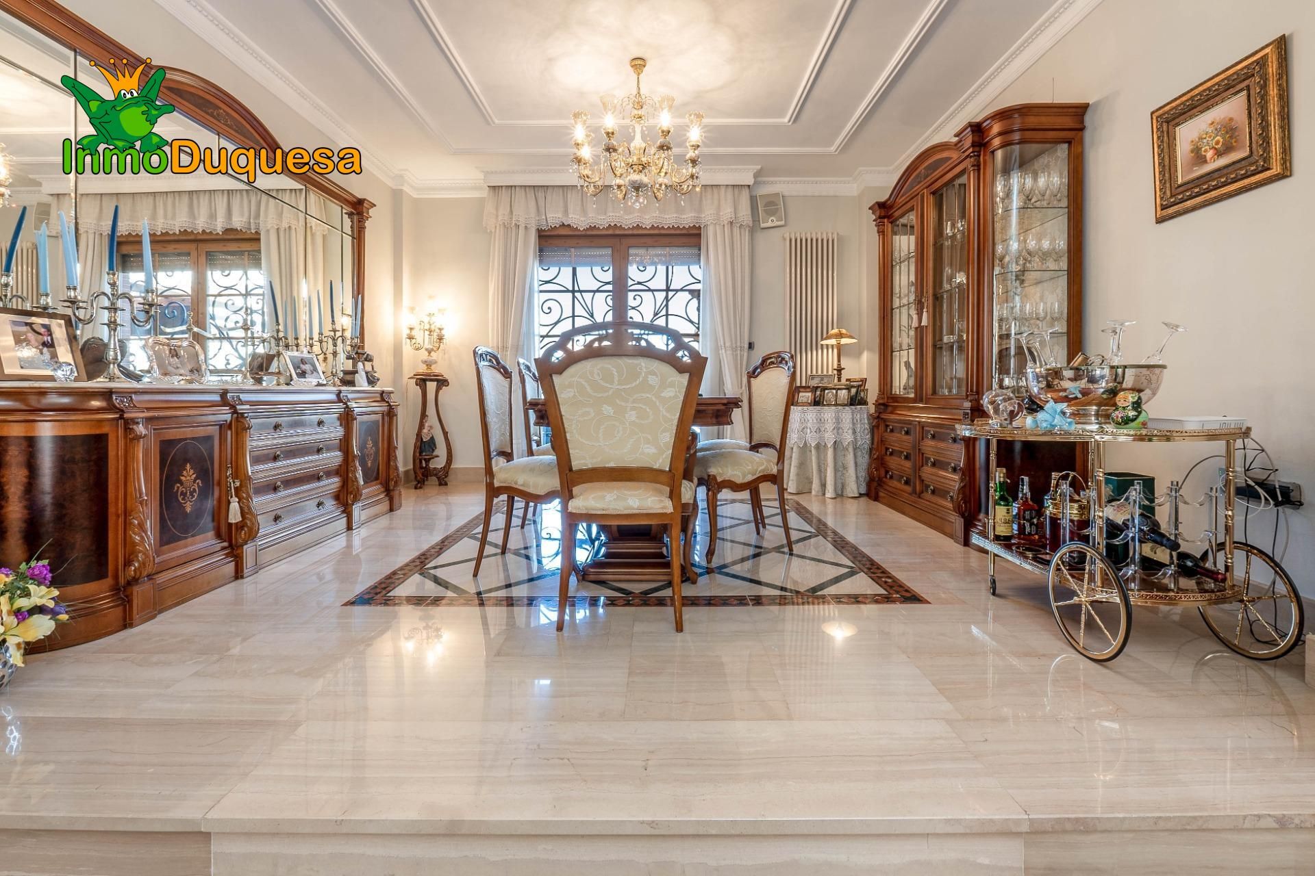 Dining room of House or chalet for sale in  Granada Capital  with Air Conditioner, Heating and Terrace