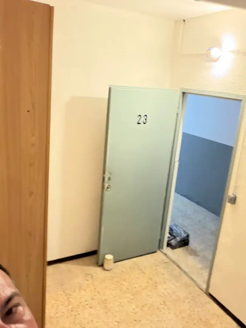 Trastero en venta en L'Hospitalet de Llobregat con Alarma