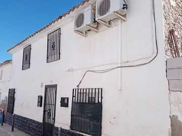 Maison mitoyenne à vendre à Sax