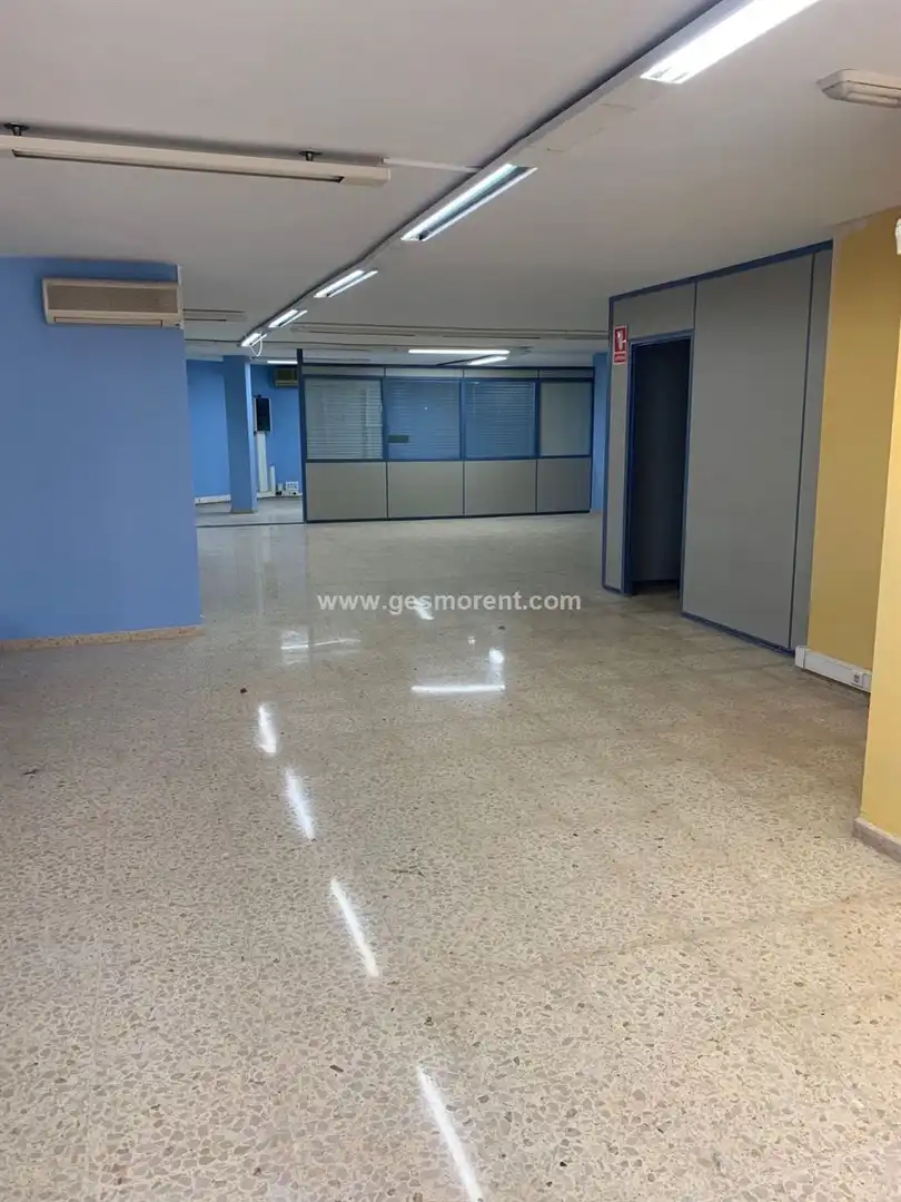 Local comercial en venda a Ponent, imagen 2