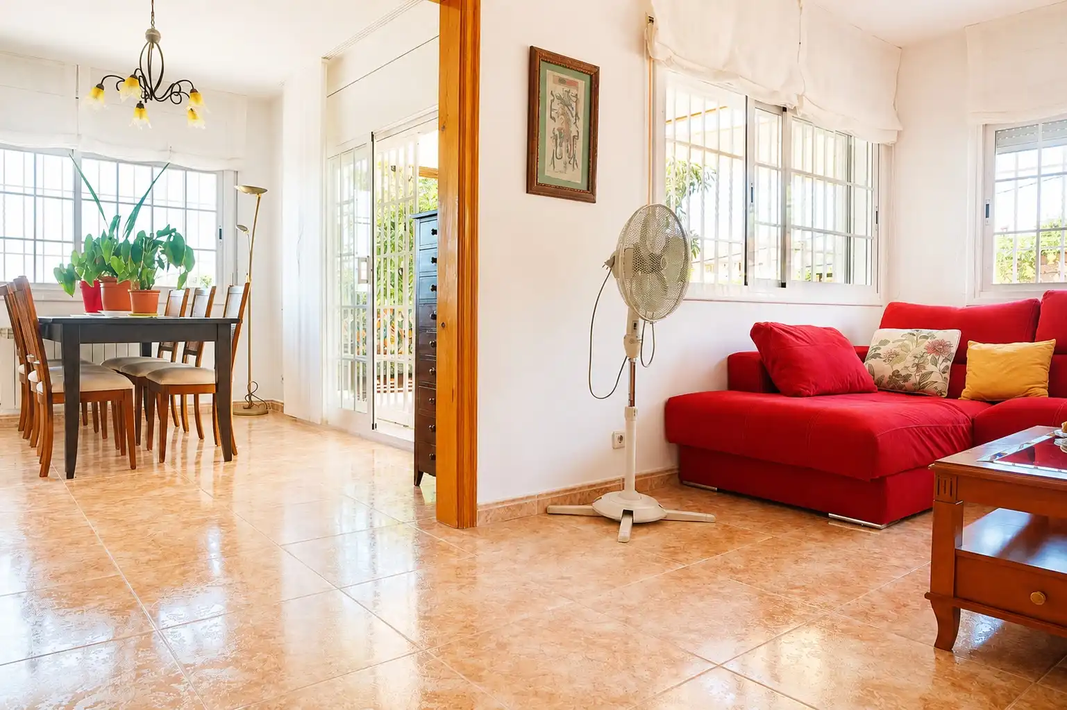 Sala d'estar de Casa o xalet en venda en Fogars de la Selva amb Calefacció, Jardí privat i Terrassa