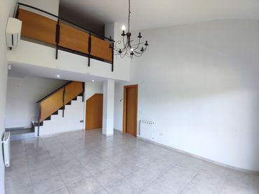 Duplex avec balcon à vendre à PORT LLIGAT