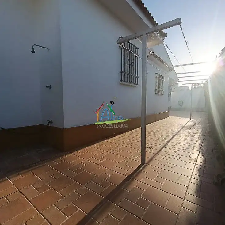Vista exterior de Casa o chalet en venta en Almonte con Calefacción, Terraza y Trastero