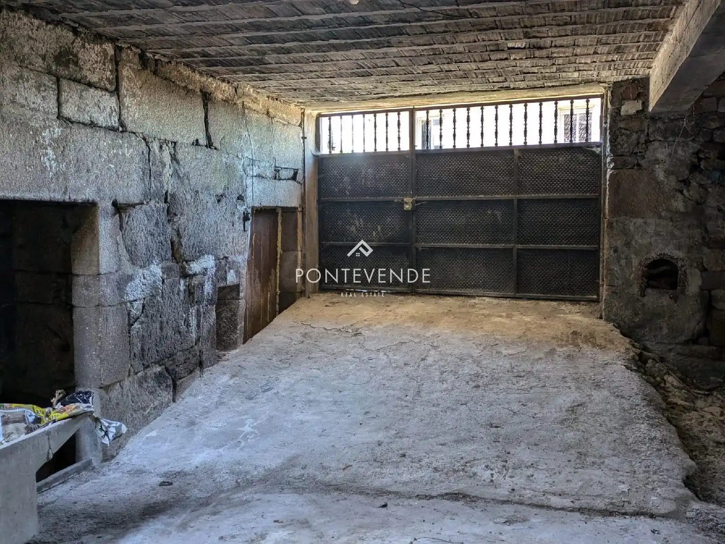 Casa o xalet en venda en Pontevedra Capital  amb Calefacció i Terrassa