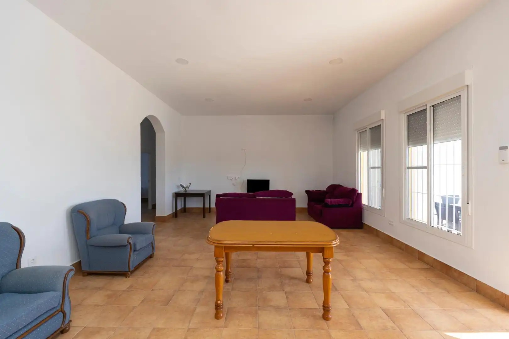 Sala de estar de Casa o chalet en venta en La Puebla del Río con Terraza, Trastero y Piscina