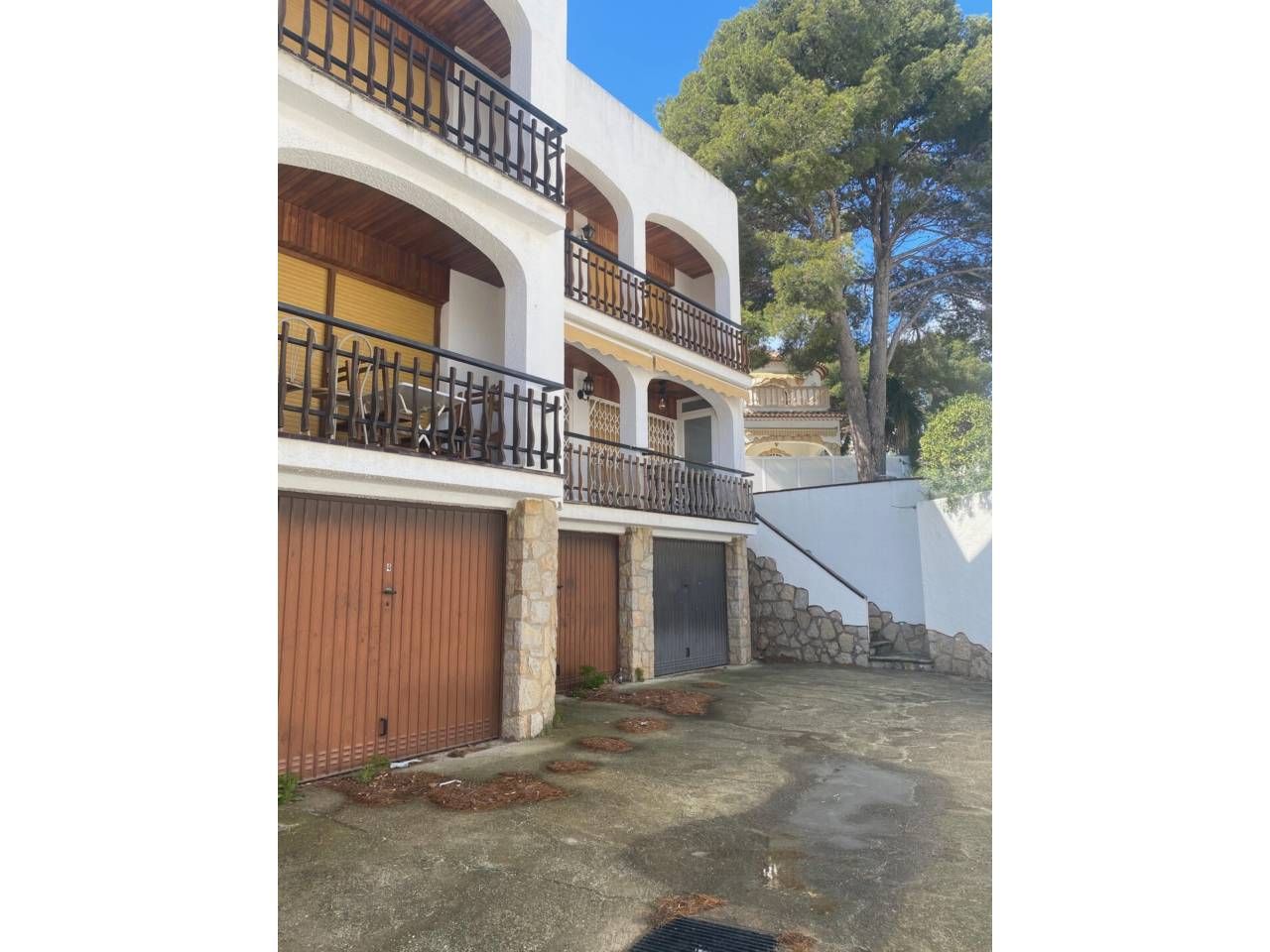 Exterior view of Garage for sale in Mont-roig del Camp
