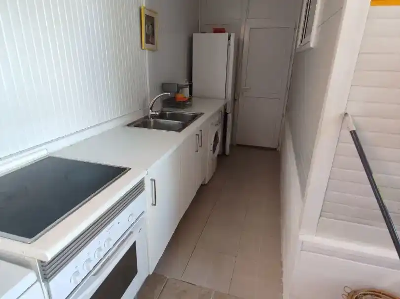 Cuina de Planta baixa en venda en Cartagena amb Aire condicionat, Jardí privat i Moblat