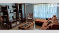 Sala d'estar de Pis en venda en Arzúa