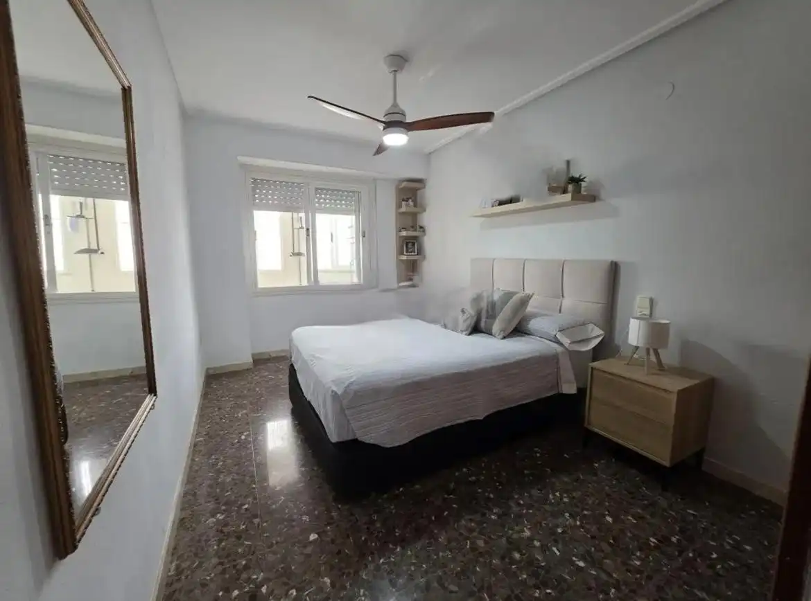 Apartament amb terrassa en venda a Sant Antoni, imagen 5