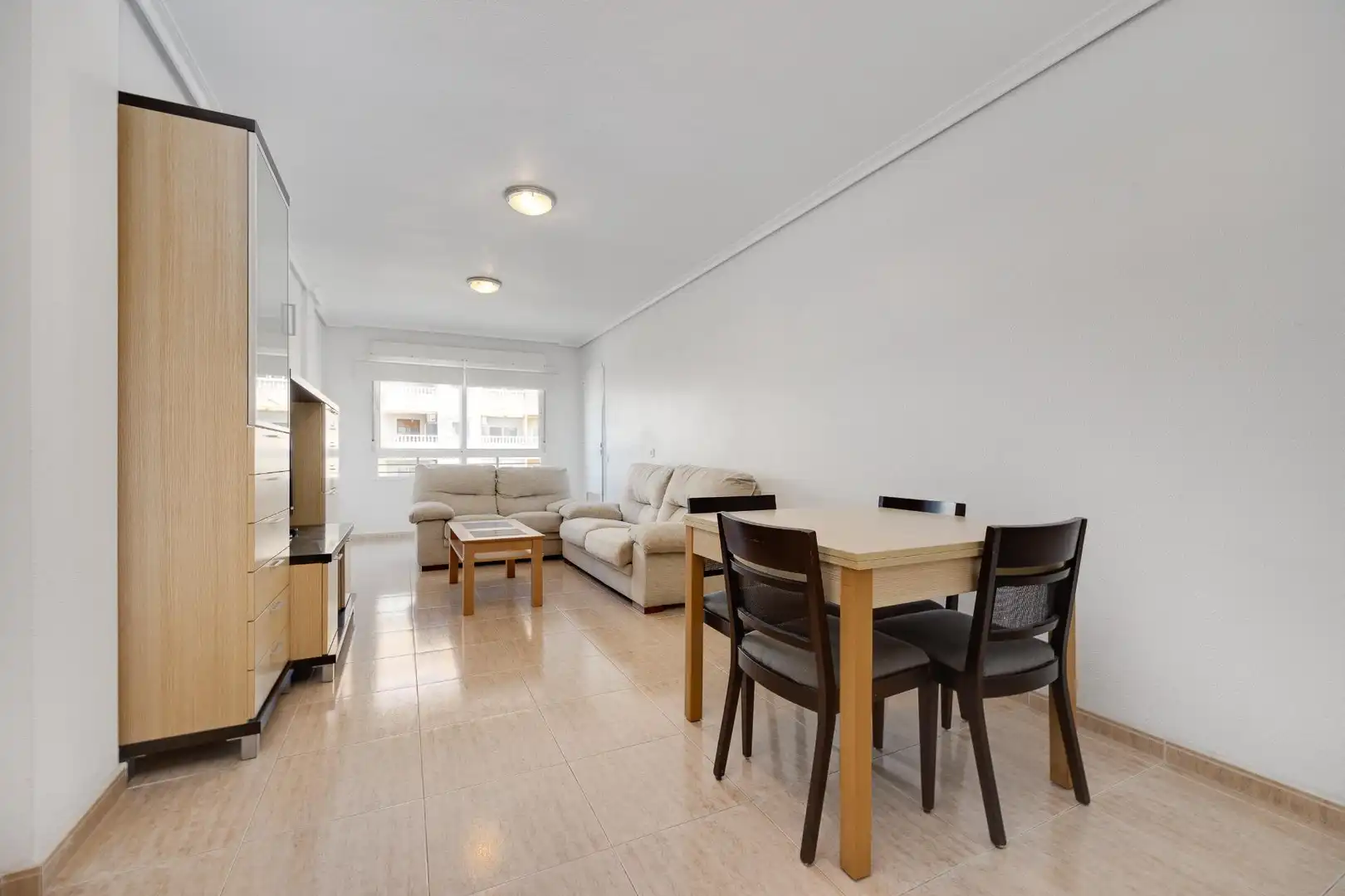 Apartamento con terraza en venta en Ronda DON MANUEL MARTINEZ GUIRA 4, imagen 2
