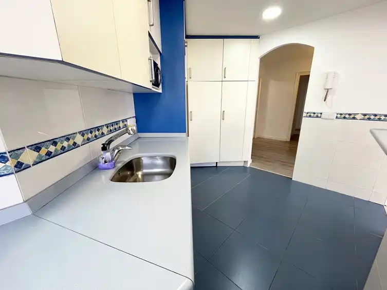 Cocina de Piso de alquiler en Móstoles con Calefacción, Parquet y Terraza