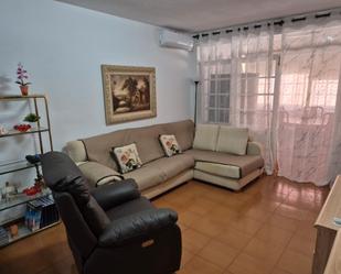 Living room of Flat for sale in Candelaria  with Air Conditioner, Furnished and Community pool