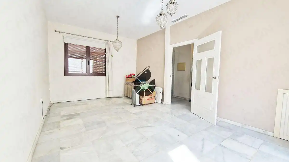 Casa adosada en venda en Coria del Río amb Terrassa i Traster