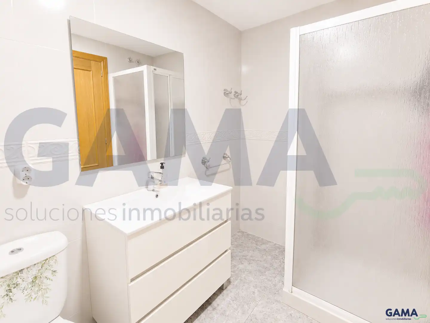 Baño de Piso en venta en Carcaixent con Aire acondicionado y Trastero