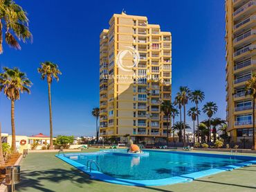 Apartament amb piscina en venda a Arquitecto Gómez Cuesta