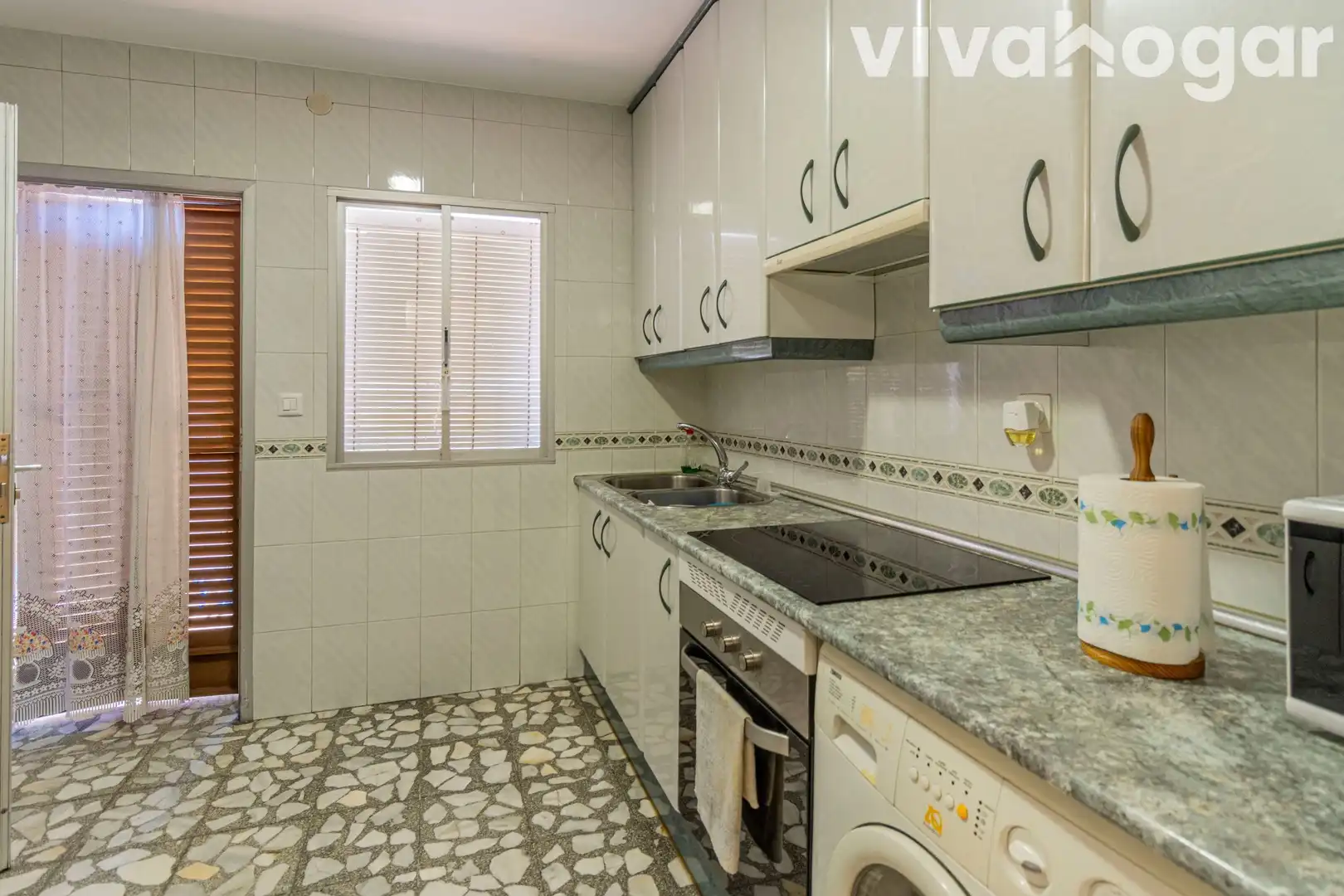 Cocina de Casa o chalet en venta en Madrid con Calefacción, Terraza y Trastero