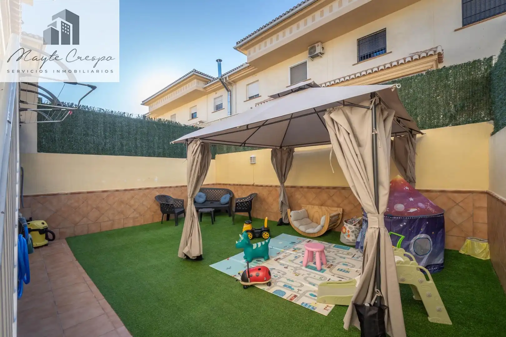 Reihenhaus mit Garten zum Verkauf in Calle COSTA RICA, imagen 18