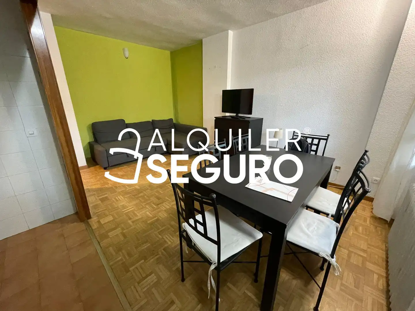 Exterior view of Flat for rent in Madrid  with Heating, Terrace and Swimming Pool