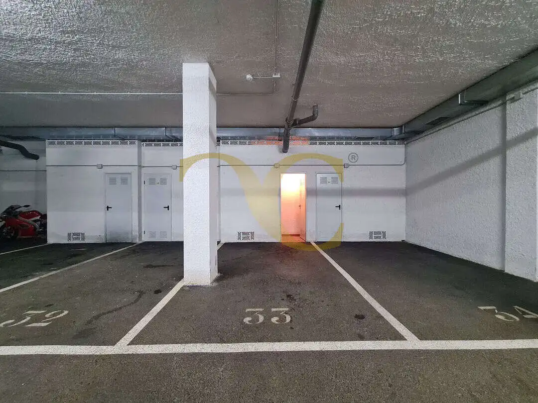 Parking de Apartamento en venta en Ribadesella con Calefacción, Trastero y Amueblado