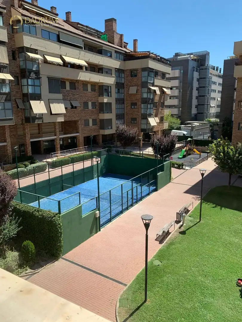 Piscina de Piso en venta en Rivas-Vaciamadrid con Aire acondicionado, Calefacción y Terraza