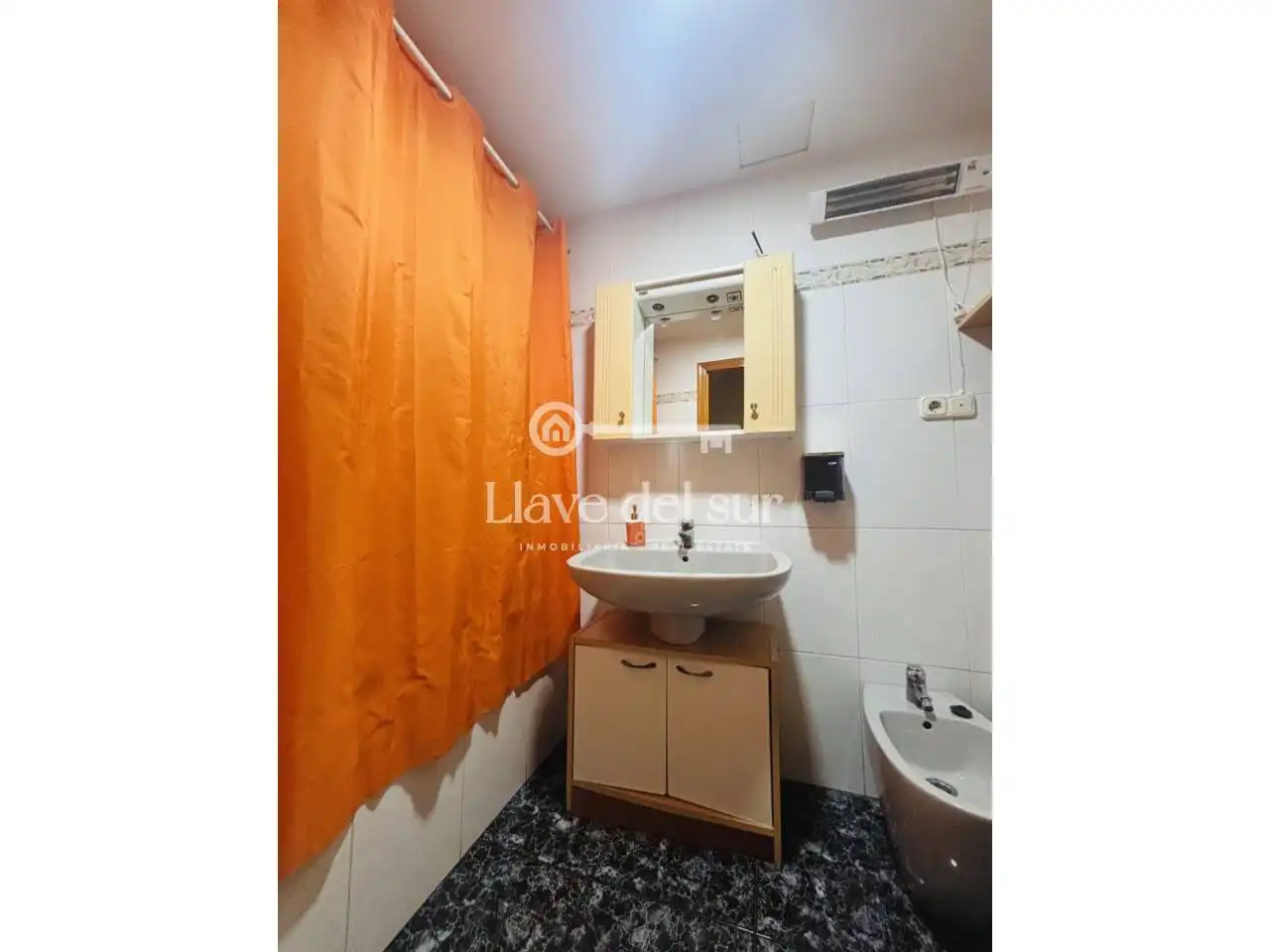 Flat with terrace for sale in Calle Lotería, imagen 13